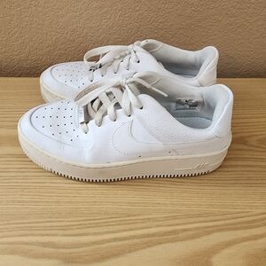 WOMEN'S White Sneakers